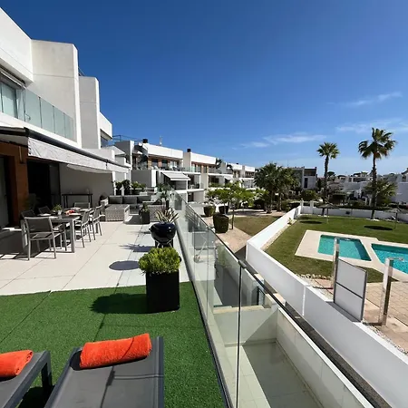Luxury Modern With 60m Sun Terrace