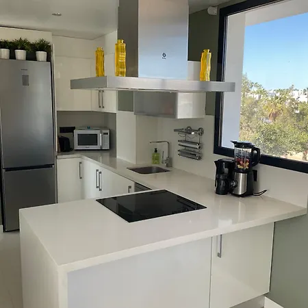 Luxury Modern With 60m Sun Terrace Apartment *